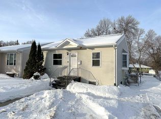 1416 6th St SW, Minot, ND 58701