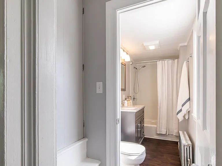 137 Locust St — Photo 11