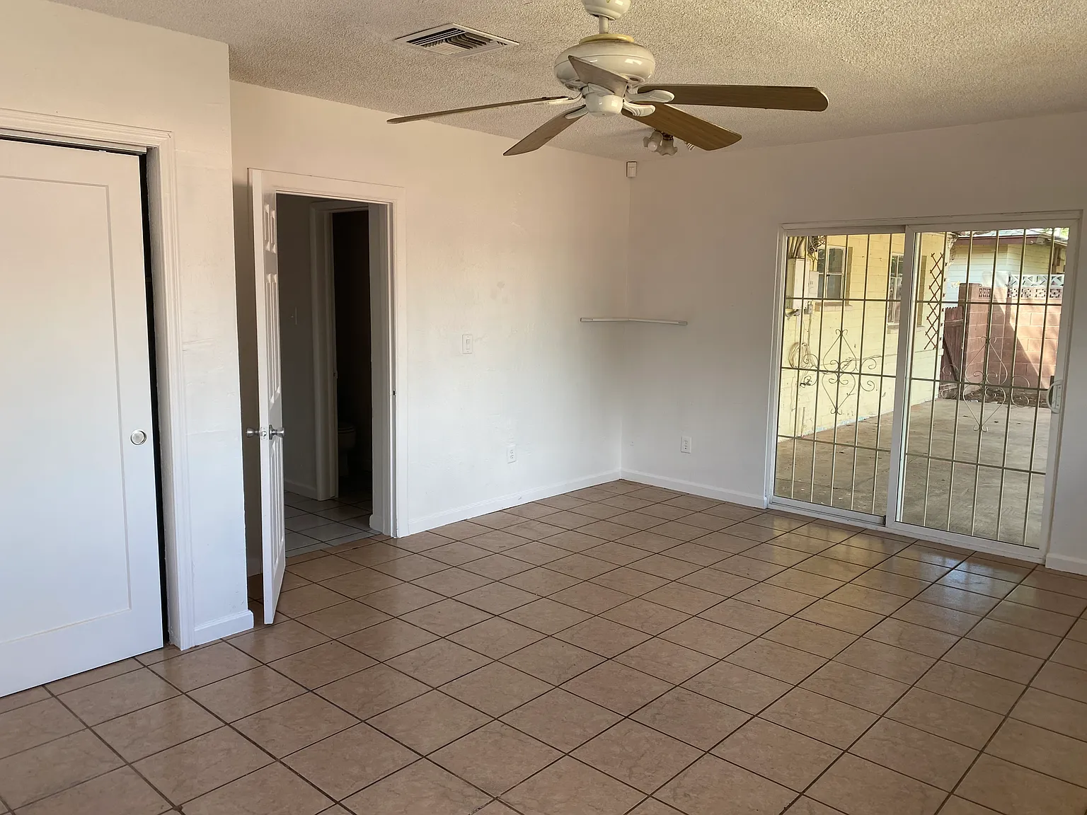 N 20th St, Phoenix — Photo 2