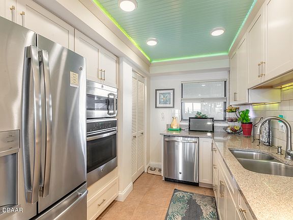 5th image of 3255 S Atlantic Ave APT 303