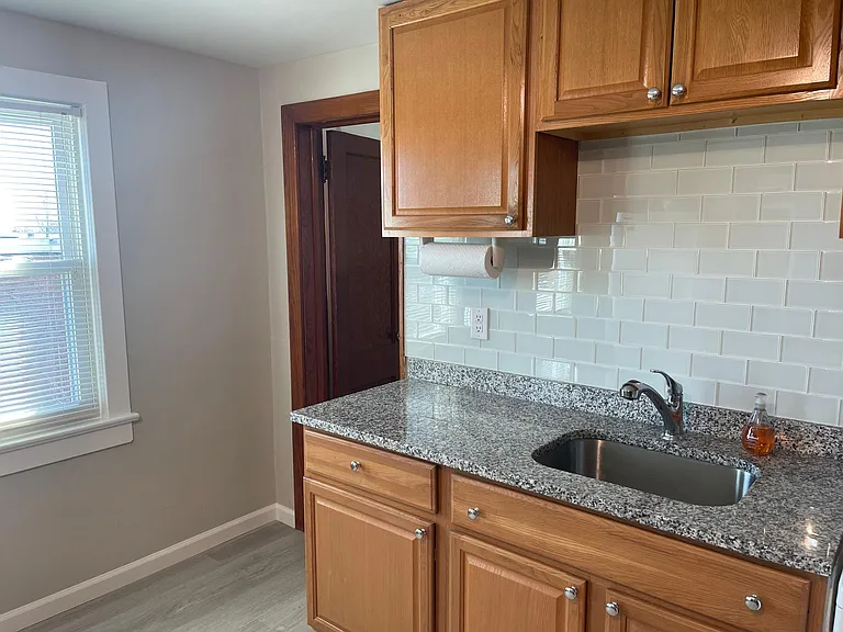 138 Biruta St #3 — Photo 26