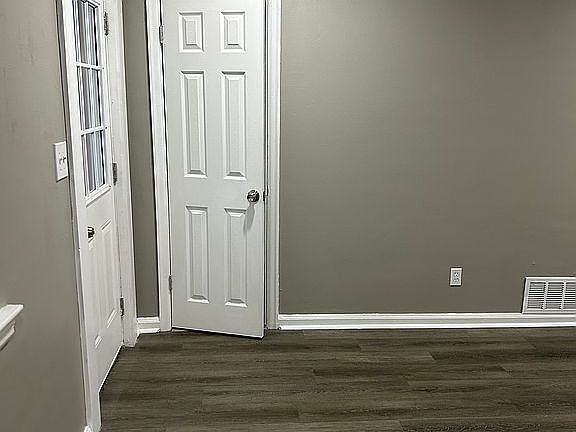 3rd image of 1858 Grove Hill Ln