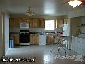 kitchen/dining rm