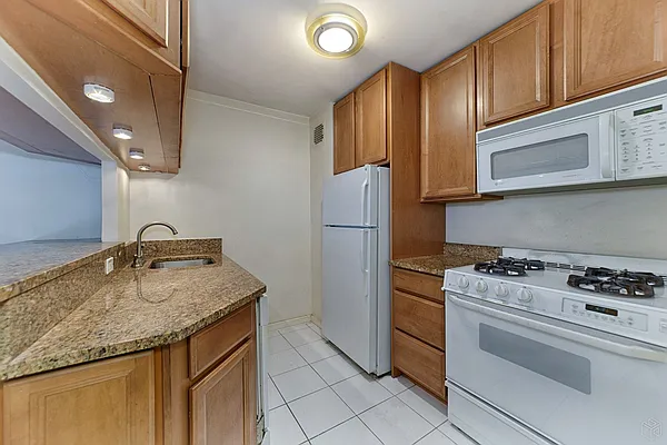 Sold by Halstead Real Estate | media 6