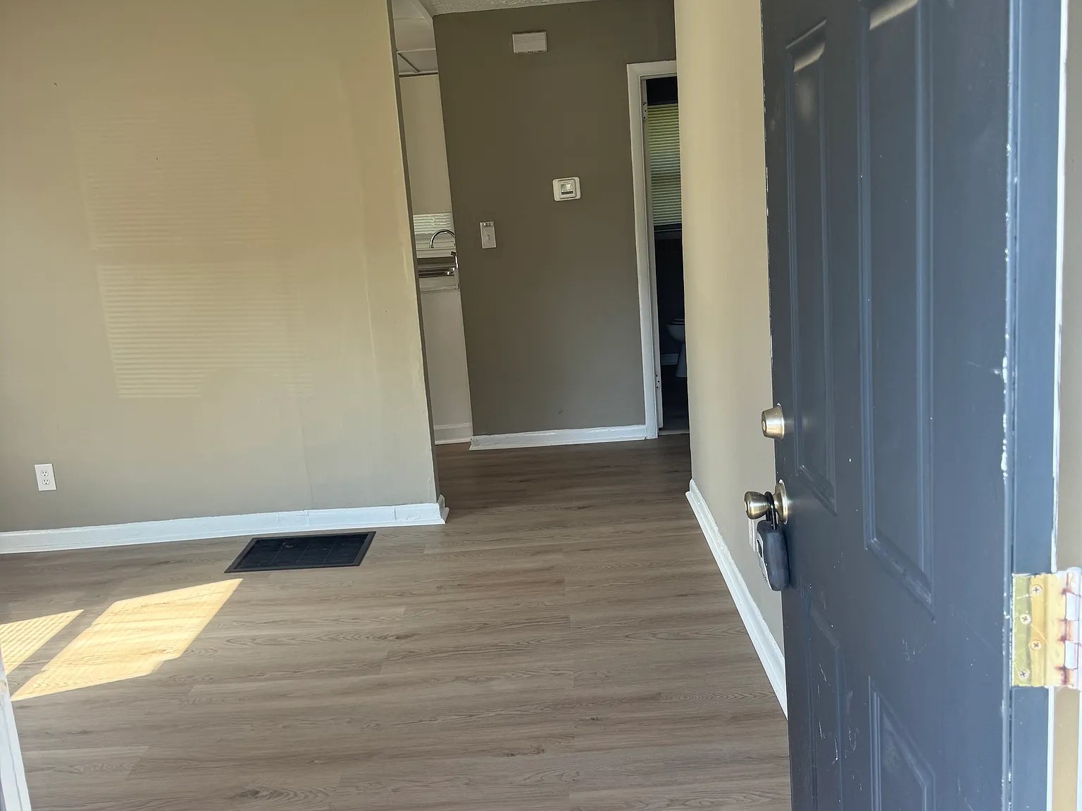 2 bed, 980 sqft, $1,525 — Photo 3