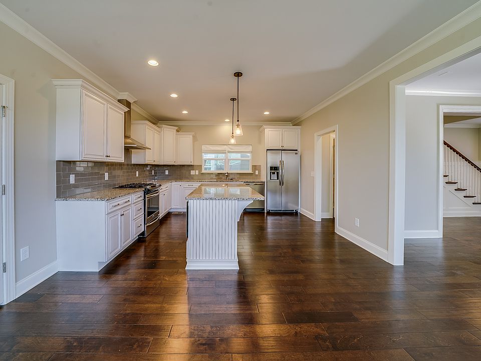 1st image of 2116 Chaucer Park Ln