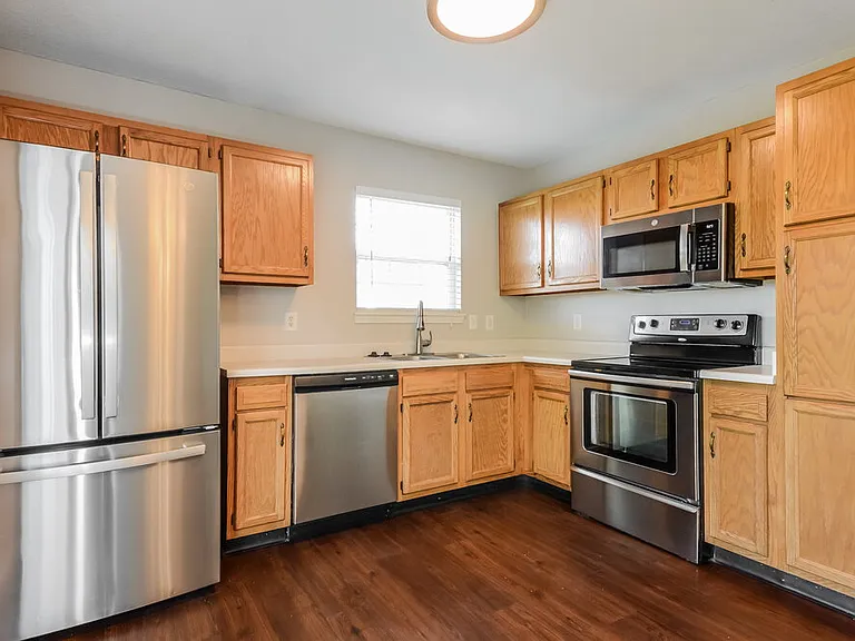 1580 Cold Spring Dr — Photo 9