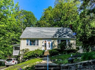 48.5 Carroll Ave, Norwich, CT 06360