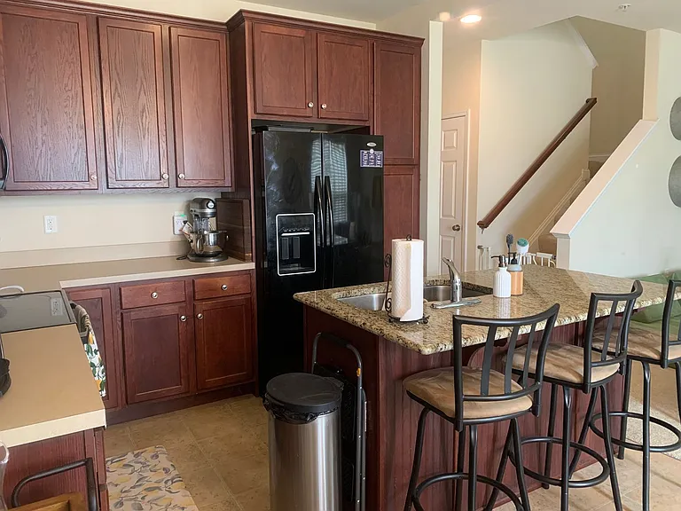 859 Fawn Ln — Photo 18
