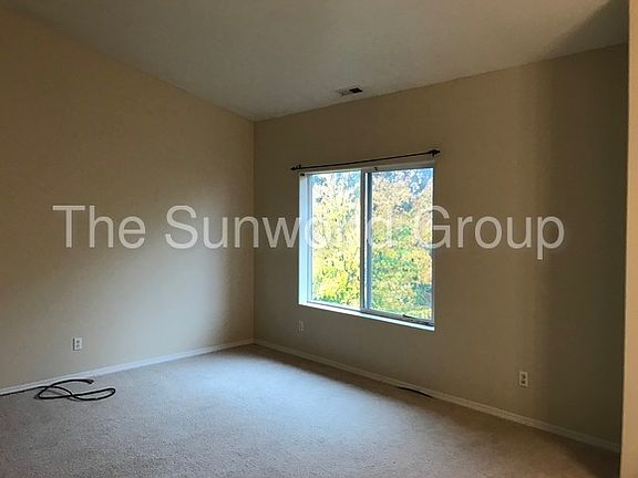 4th image of 5264 NE 121st Ave APT 224