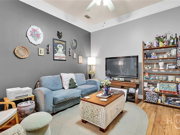 309 E Duffy St — Photo 14