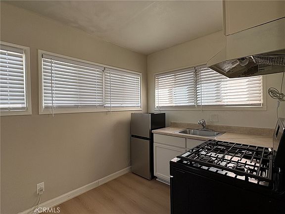 3rd image of 149 Bay Shore Ave #1R