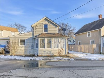 28 Jefferson Ave E, Riverside, RI, 02915
