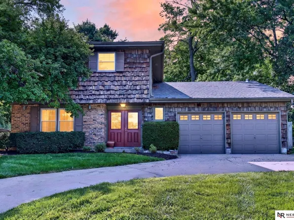 7076 Nicholas Cir, Omaha, NE 68132