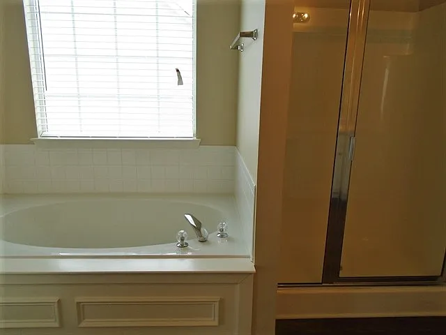 1208 Polk Xing — Photo 9