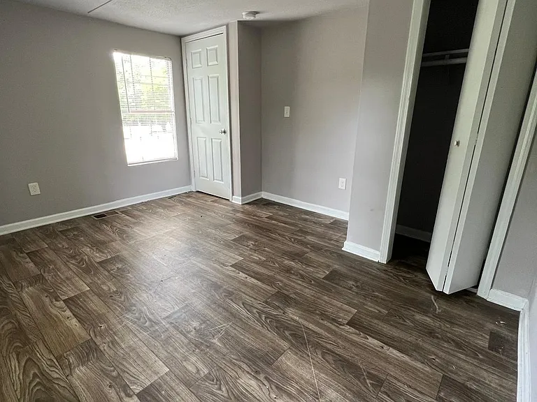 30 Winston Way — Photo 15