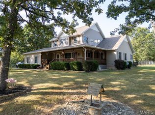 106 Park Pl, Crocker, MO 65452