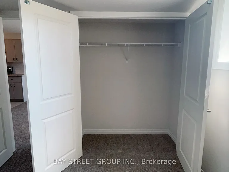 75 Hillcrest Rd #LOWER — Photo 9