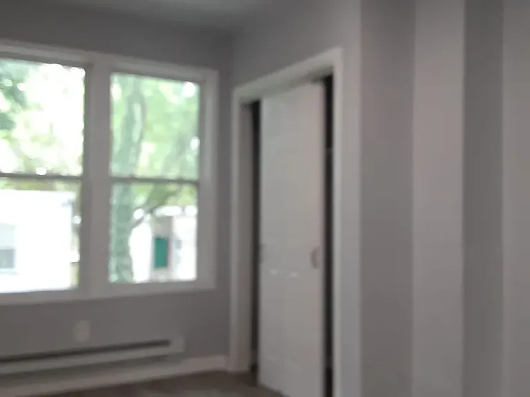 68 W Rockland St #2 — Photo 26