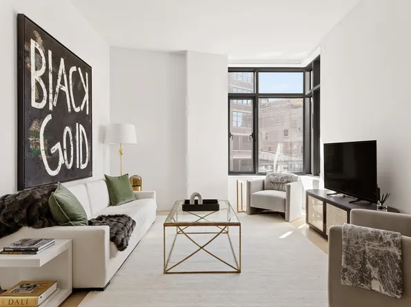 219 Hudson Street image 1 of 14