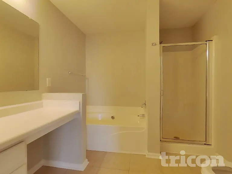 1104 Saint Phillips Ct — Photo 9