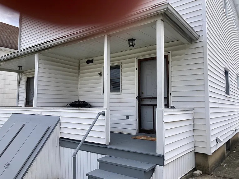 75 Pershing St — Photo 12