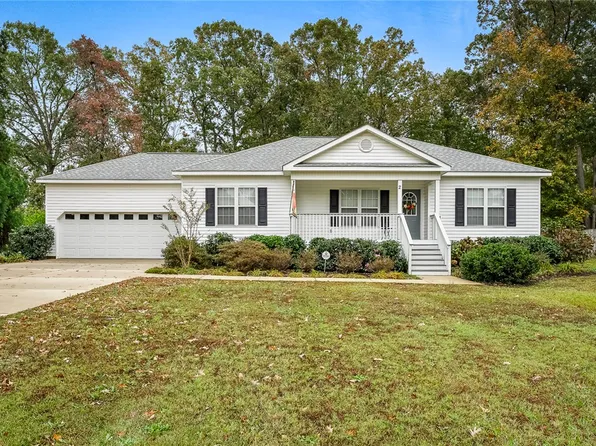 2 Wooded Glenn Ct, Pelzer, SC 29669