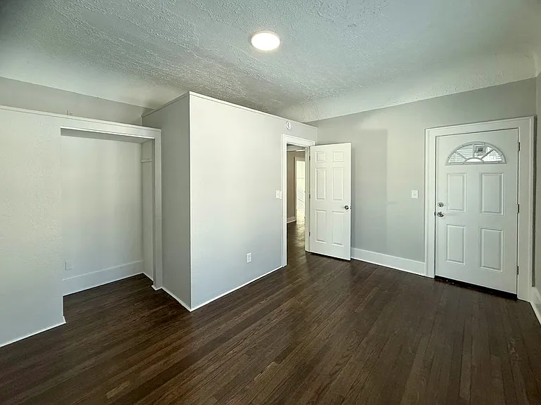 36465 Main St #1 — Photo 12