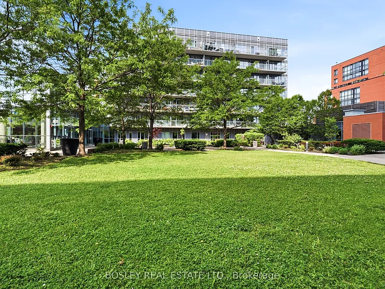 25 Cole St #317 — Photo 40