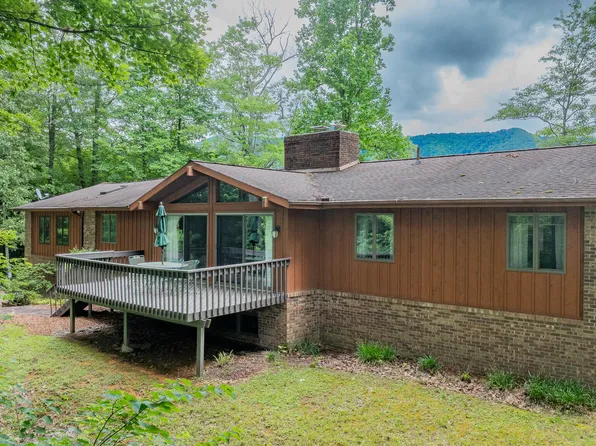 2705 Cherokee Rd, Johnson City, TN 37604