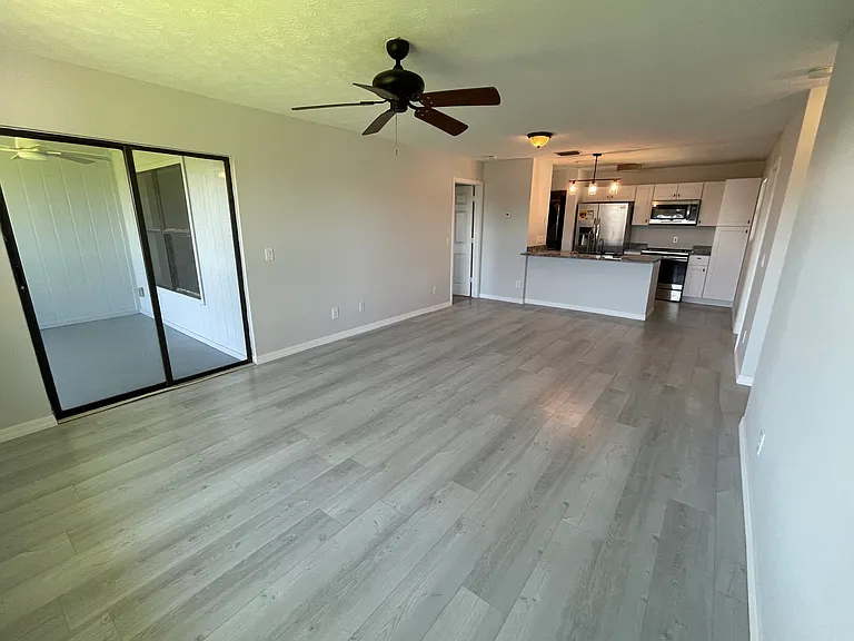 6537 SE Federal Hwy #202 — Photo 6