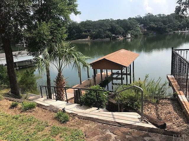 1st image of 18 Highpoint Dr