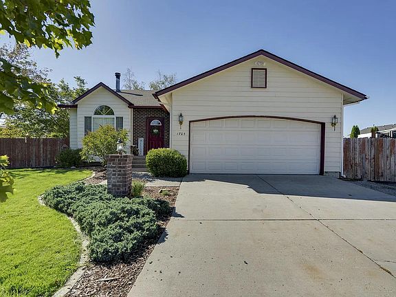2nd image of 1705 N Autumn Crest Ct