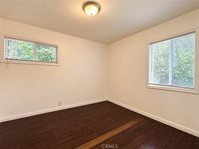 1852 Grier St — Photo 9