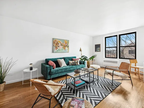 488 Ocean Pkwy APT 3F, Brooklyn, NY 11218