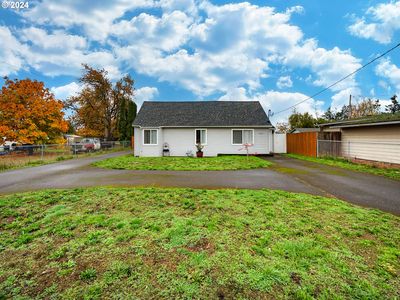 4963 E St, Springfield, OR, 97478