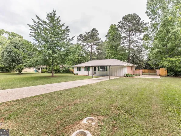 120 Woodland Dr, Byron, GA 31008