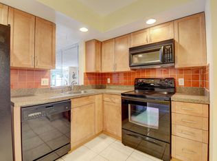 14747 Cumberland Dr #203-C, Delray Beach, FL 33446