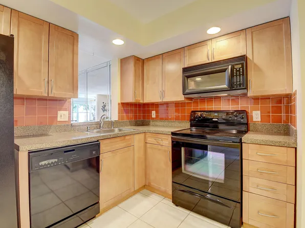 14747 Cumberland Drive #203 C, Delray Beach, FL 33446