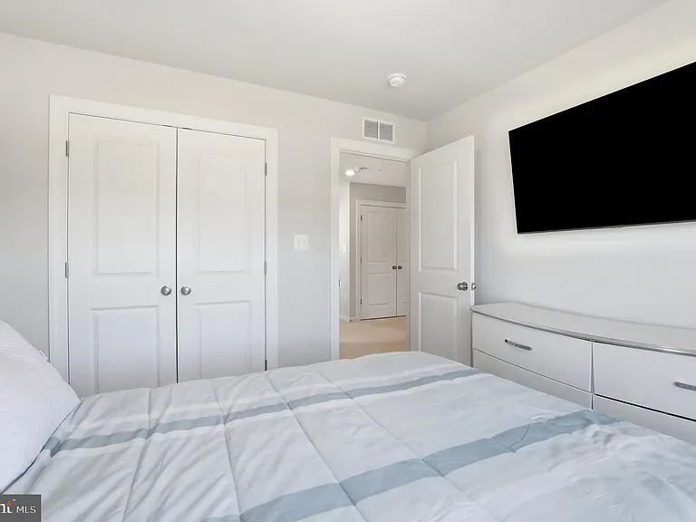 6702 Savannah Dr — Photo 30