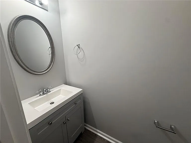 2111 Meadow Peak Rd — Photo 16