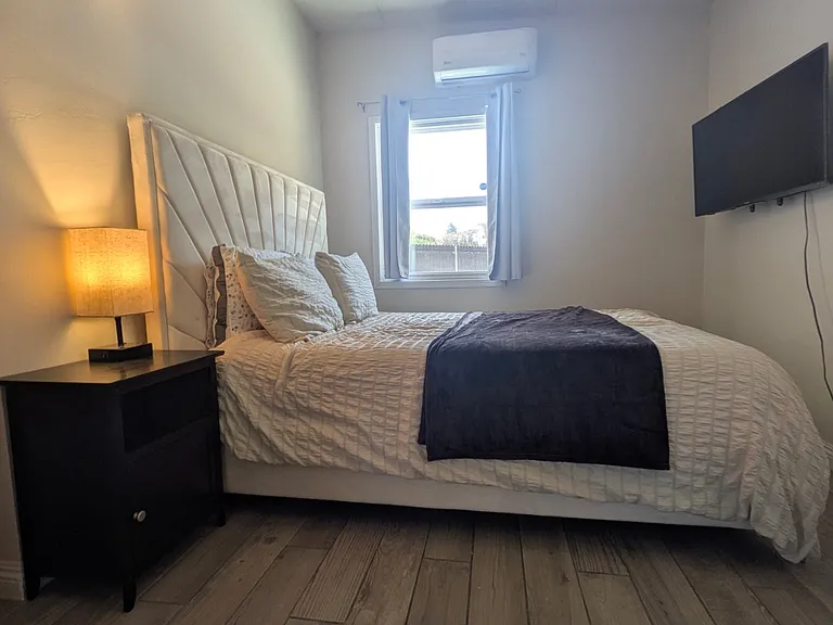 1712 Gateway Dr #B — Photo 16