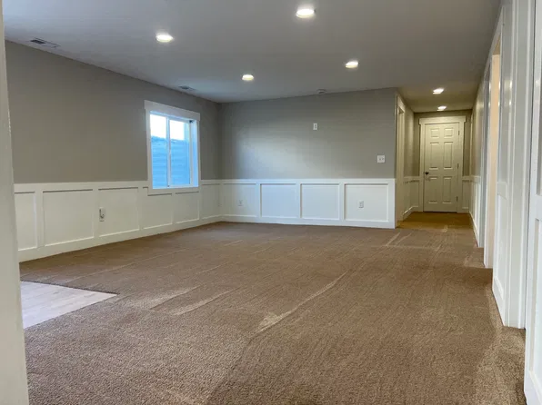1871 W Jamie Way, Riverton, UT 84065