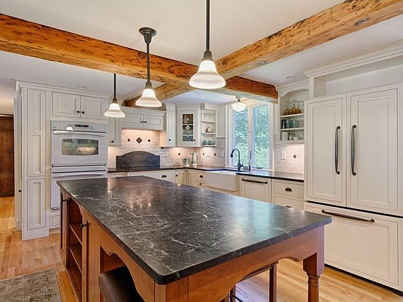 3rd image of 71 Rogers St