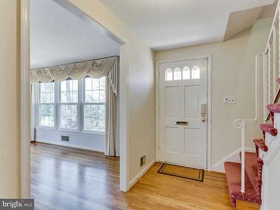 2nd image of 4503 Holborn Ave