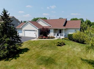 1102 Joseph Cir, Johnsburg, IL 60051