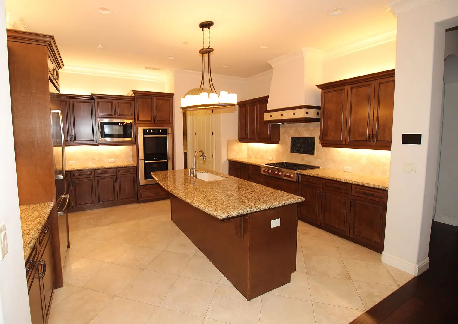 Gated Gary McDonald Home in Copper River — Photo 4