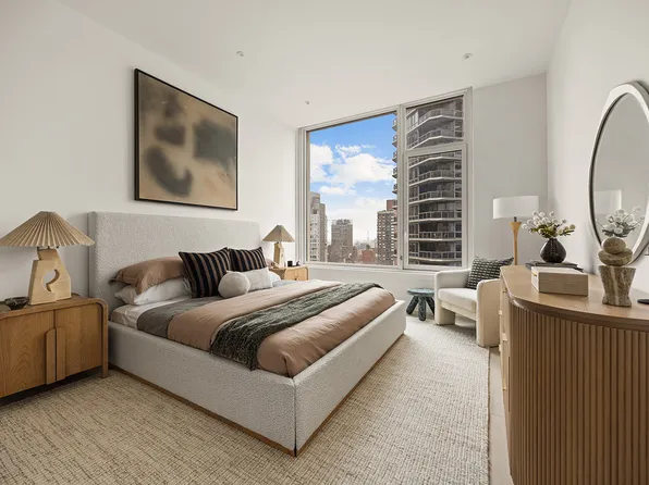 1026 3rd Avenue image 6 of 23