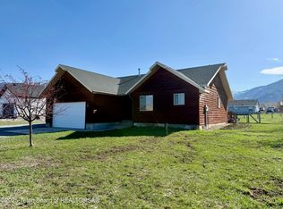171 Holly Dr, Star Valley Ranch, WY 83127