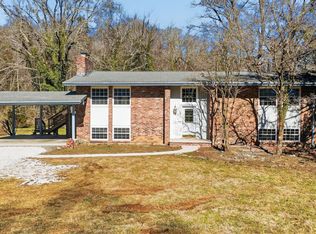 98 Oklahoma Ave, Oak Ridge, TN 37830